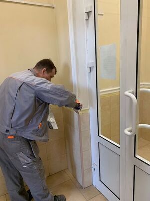 Ремонт входной группы первого подъезда. 